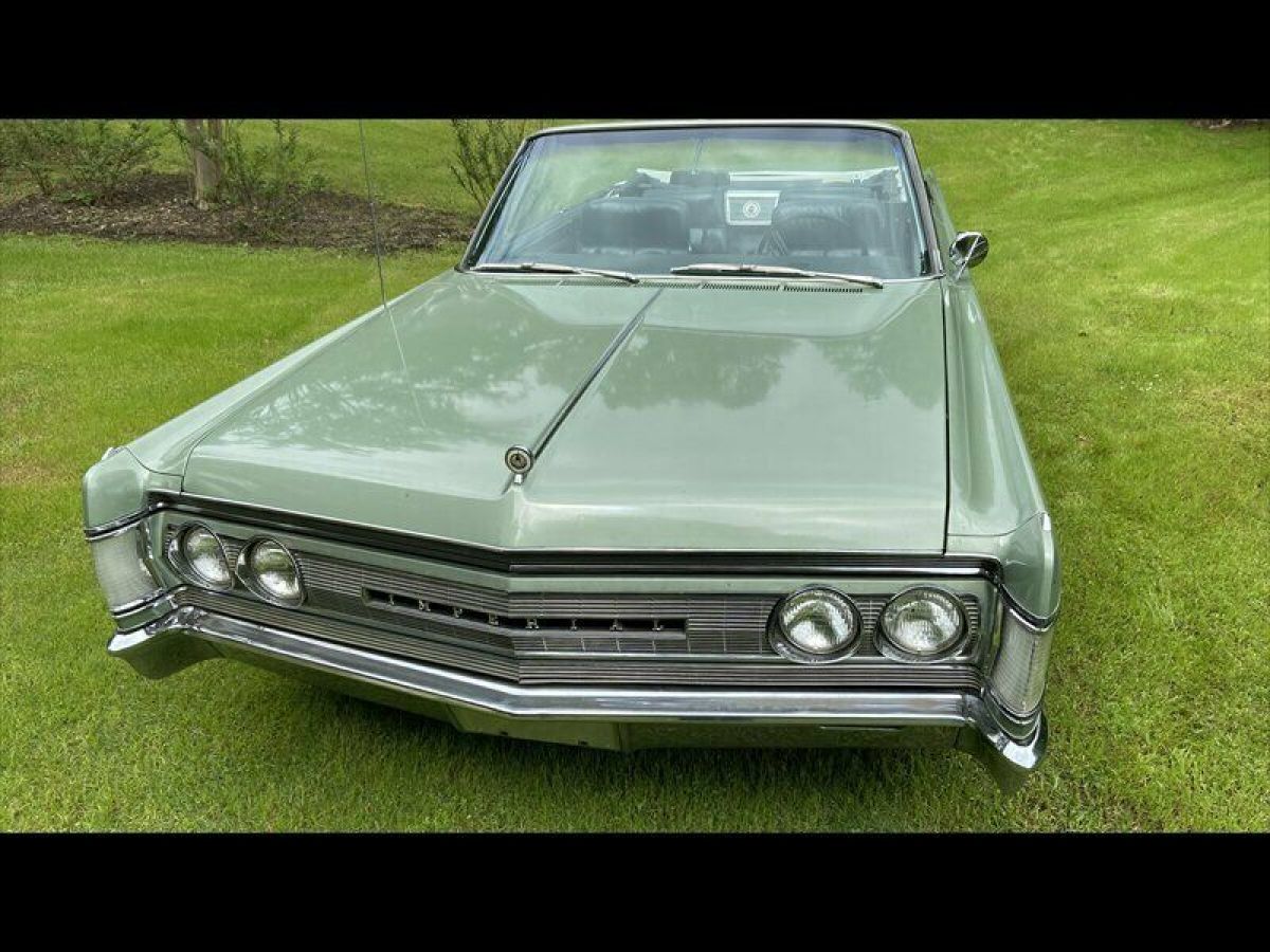 1967 Chrysler Imperial Convertible - photo 11