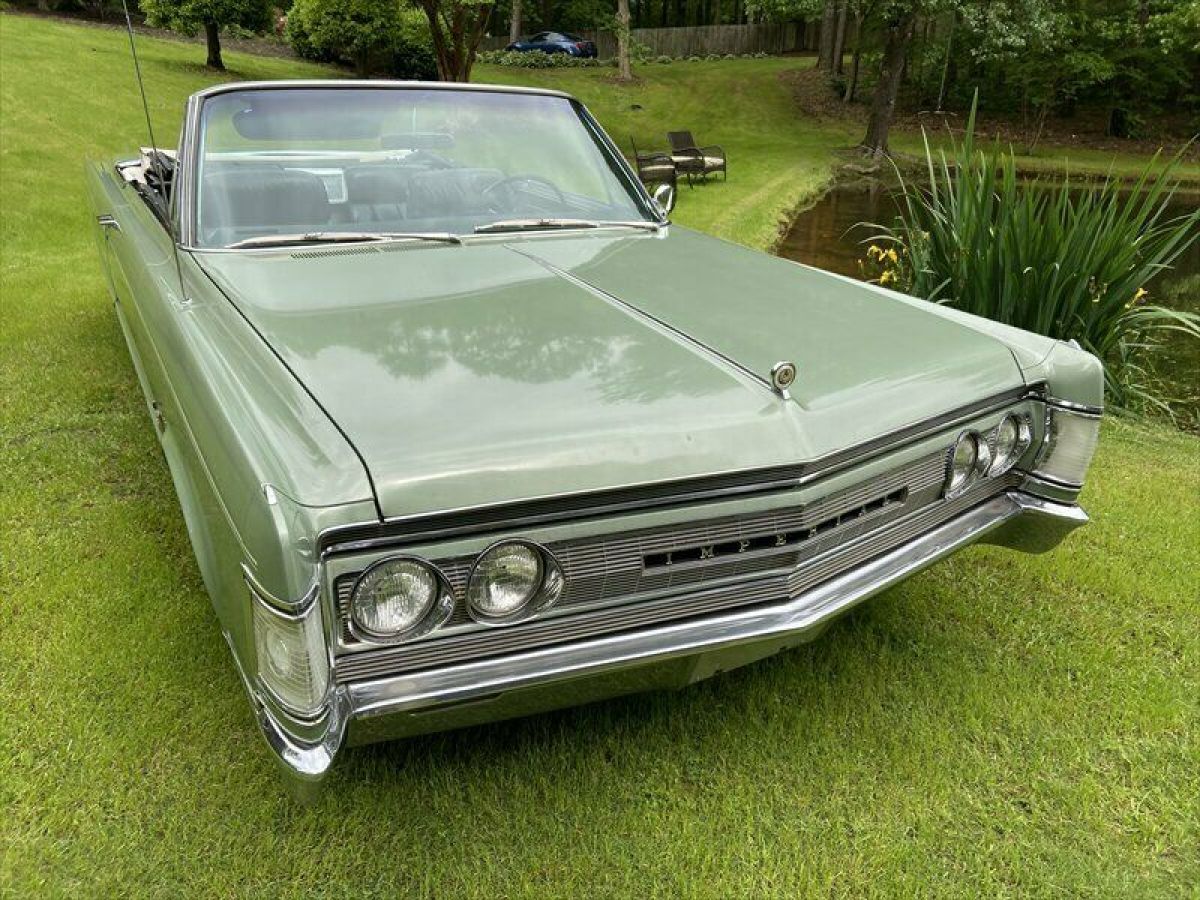 1967 Chrysler Imperial Convertible - photo 6