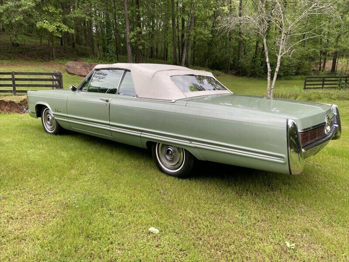 1967 Chrysler Imperial Convertible - photo 7