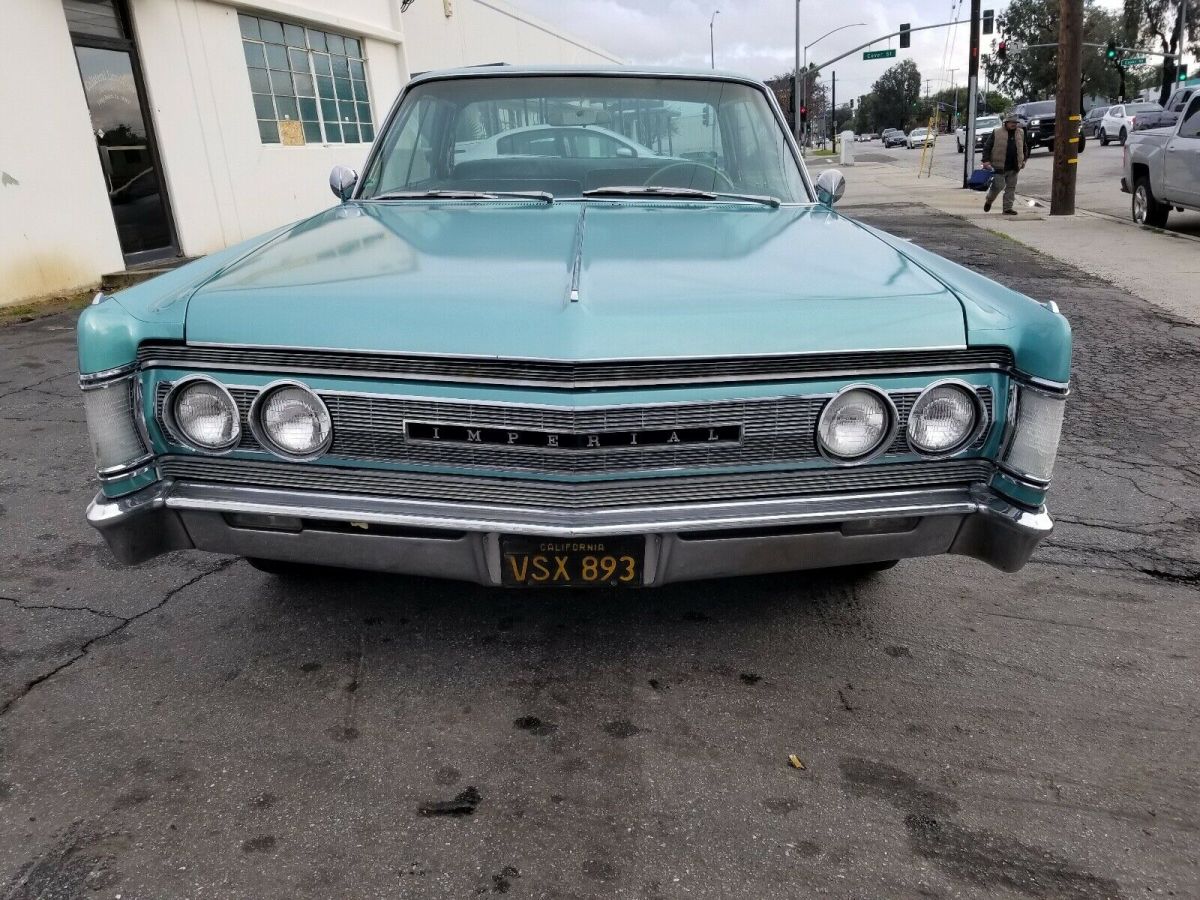 1967 Chrysler Imperial crown - photo 4