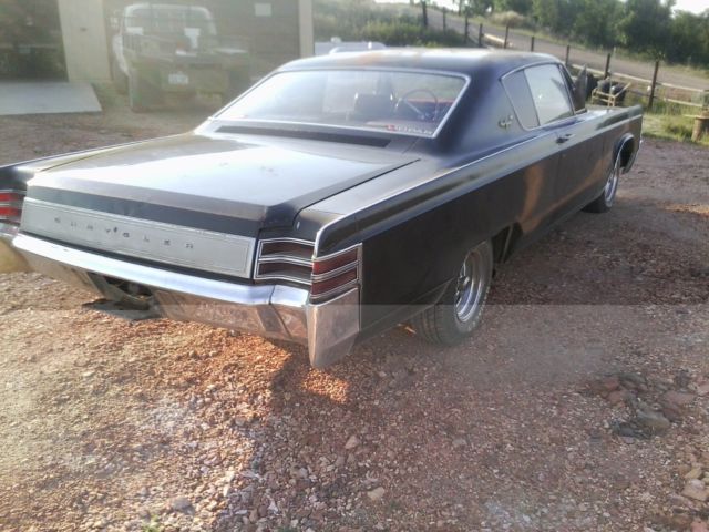 1967 Chrysler New Yorker - photo 3