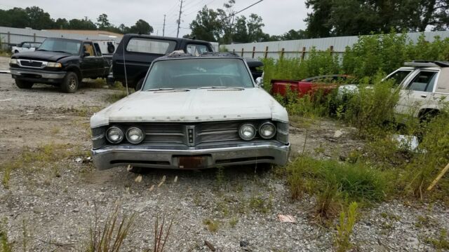 1967 Chrysler New Yorker --