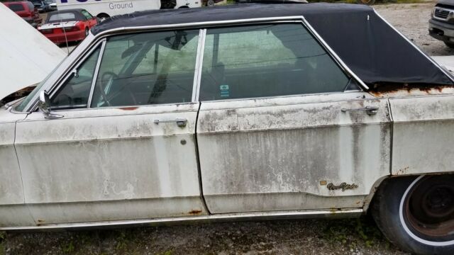 1967 Chrysler New Yorker -- - photo 8