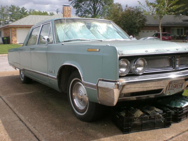 1967 Chrysler Newport Custom - photo 2