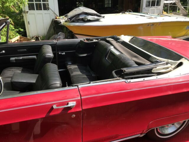 1967 Chrysler Newport convertable - photo 11