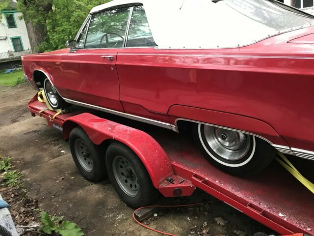 1967 Chrysler Newport convertable - photo 2