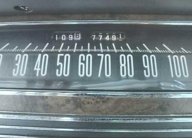 1967 Chrysler Town & Country - photo 8