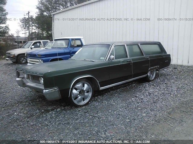 1967 Chrysler Town & Country TOWN AND COUNTRY