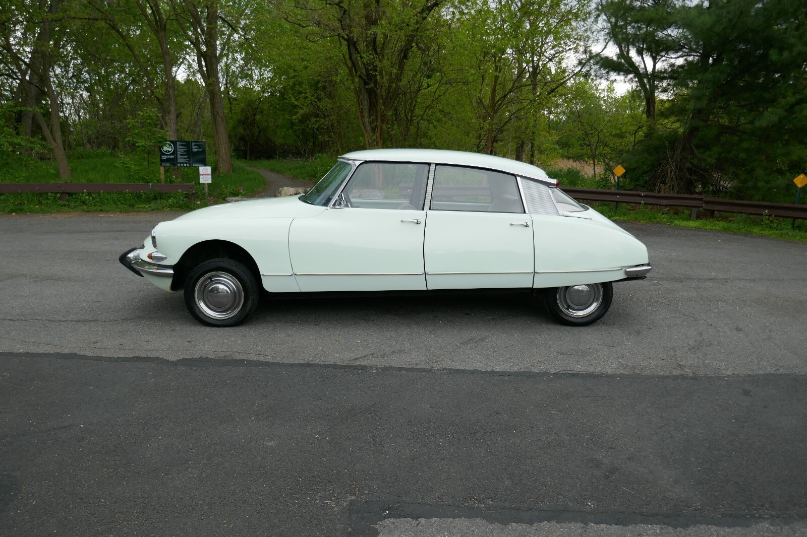 1967 Citroën DS ID19 - photo 3