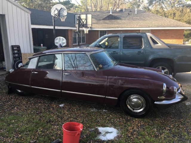 1967 Citroën DS19 - photo 2