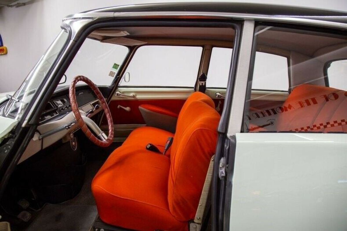 1967 Citroën ID19 Pallas Sedan - photo 7