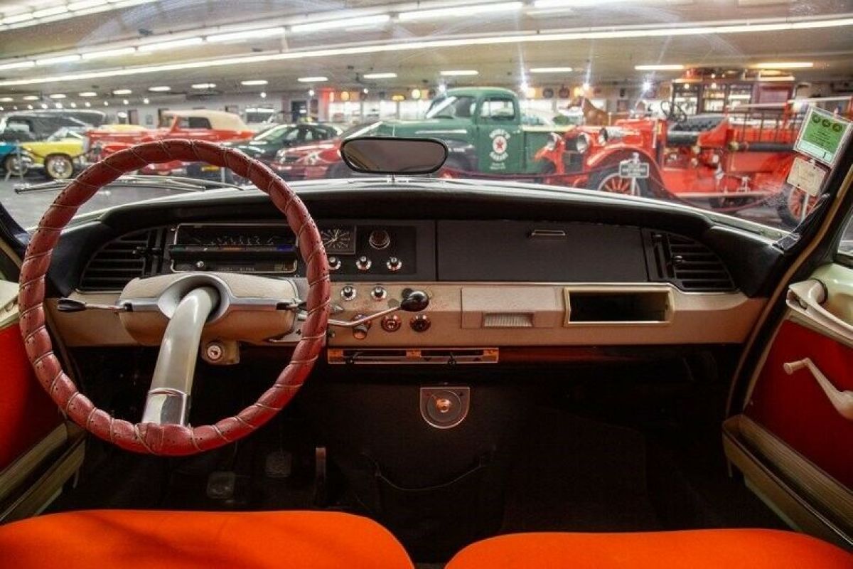 1967 Citroën ID19 Pallas Sedan - photo 8