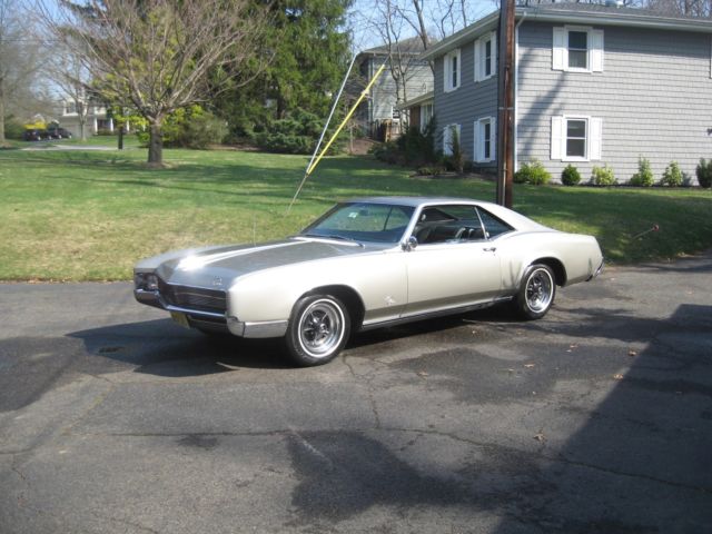 1967 Buick Riviera Riviera