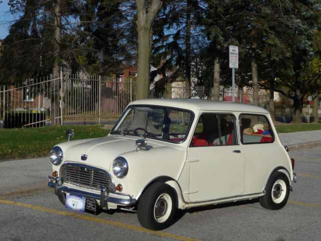 1967 Mini Classic Mini Mark 1 English White - Cooper S Look Alike - photo 3