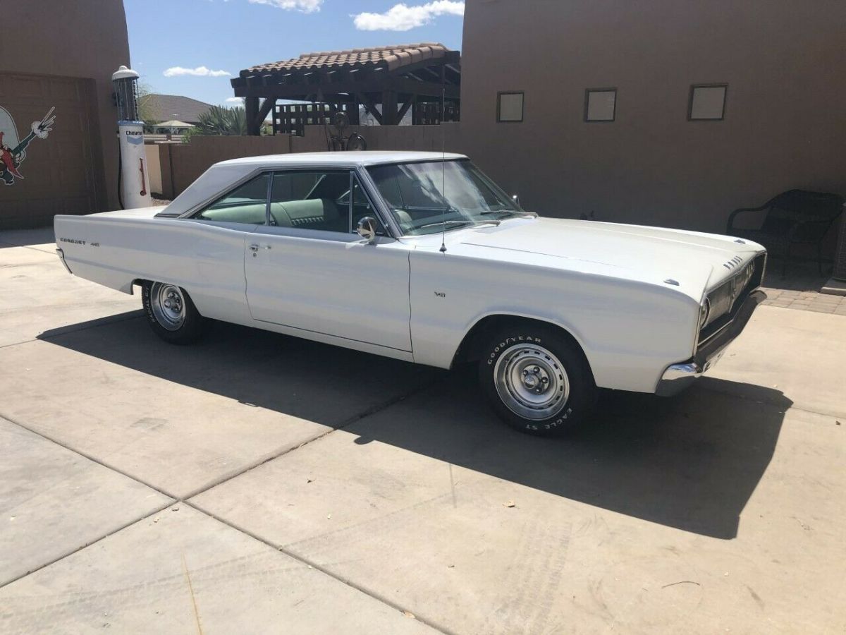 1967 Dodge Coronet - photo 2
