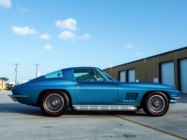 1967 Chevrolet Corvette - photo 2