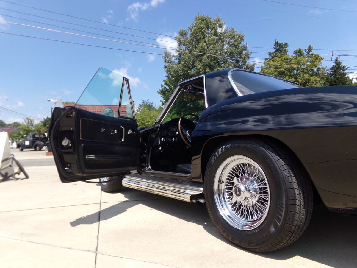 1967 Chevrolet Corvette - photo 2