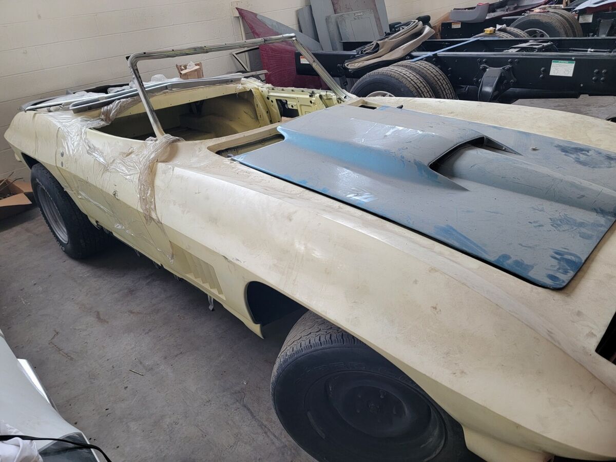 1967 corvette convertible frame all done. New suspension front. Rear suspension 1967 Chevrolet Corvette
