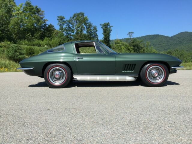 1967 CORVETTE COUPE 427, 4 SPEED, GOODWOOD GREEN WITH SADDLE INTERIOR 1967 Chevrolet Corvette