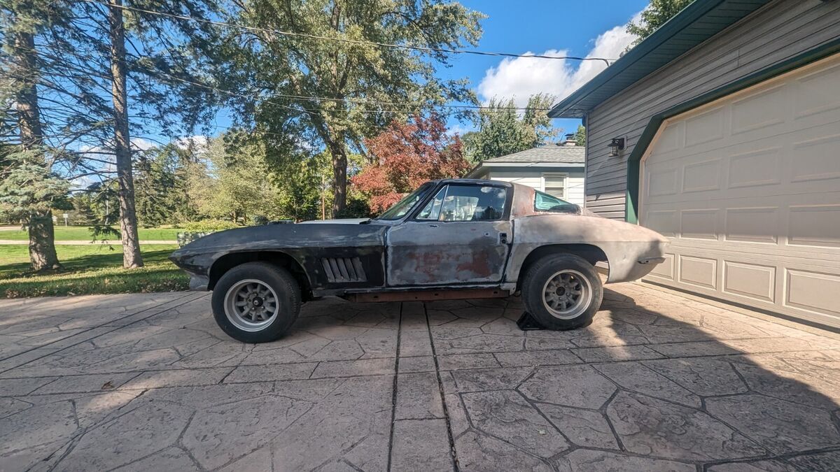 1967 Chevrolet Corvette - photo 2