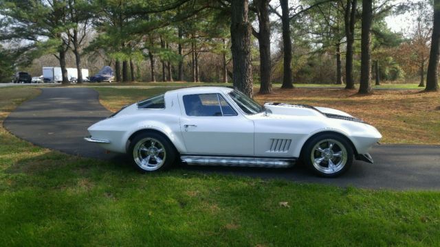 1967 Chevrolet Corvette coupe - photo 3