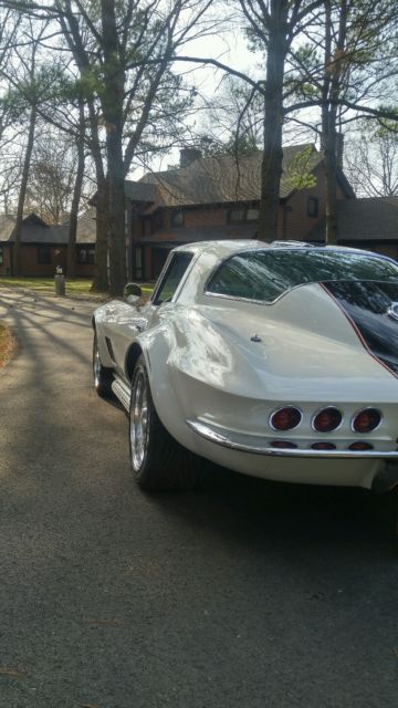 1967 Chevrolet Corvette coupe - photo 7
