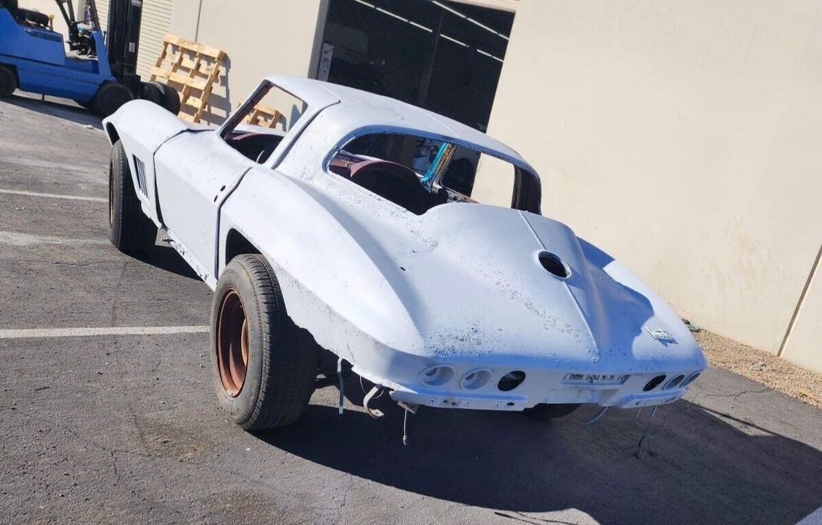 1967 Chevrolet Corvette - photo 2