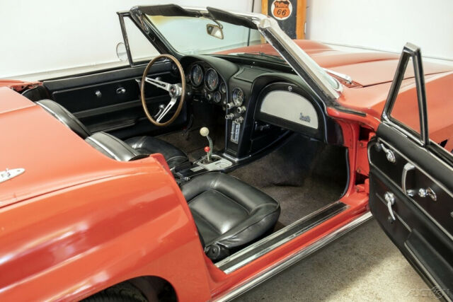 1967 Chevrolet Corvette Convertible - photo 13