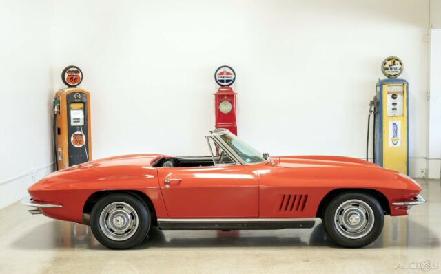 1967 Chevrolet Corvette Convertible - photo 6