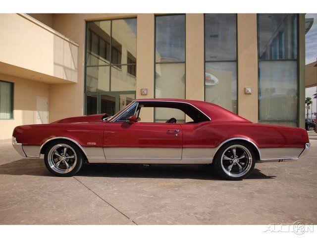 1967 Oldsmobile 442 Cutlass Custom Coupe - photo 5