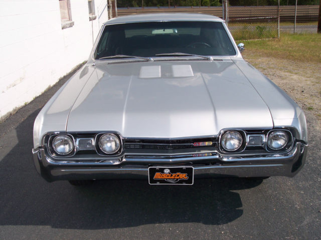 1967 Oldsmobile Cutlass 442 Hurst - photo 3