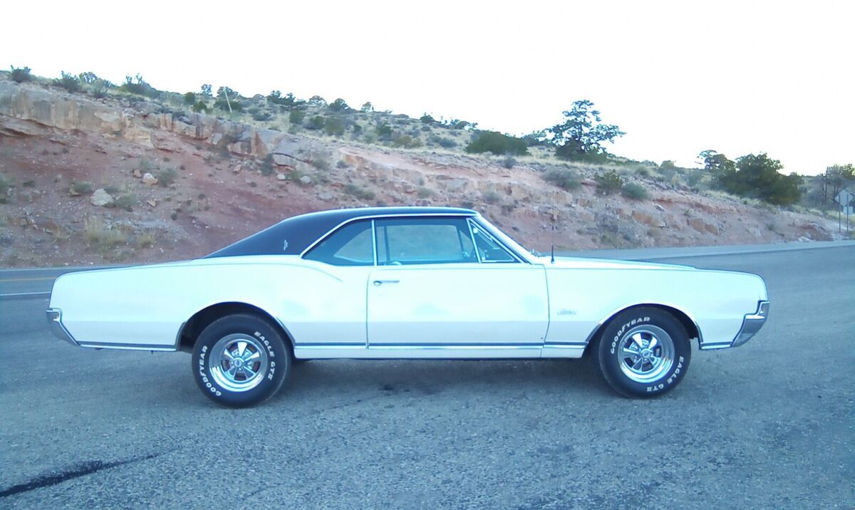 1967 Oldsmobile Cutlass - photo 2