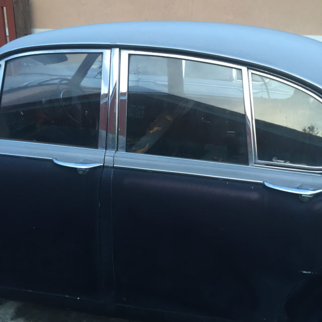 1967 Other Makes Daimler Saloon 2.5L - V8 Jaguar 4 Door Saloon - photo 4