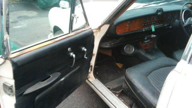 1967 Jaguar Daimler Sovereign - photo 12