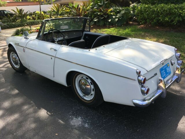 1967 Datsun 1600 Convertible - photo 3