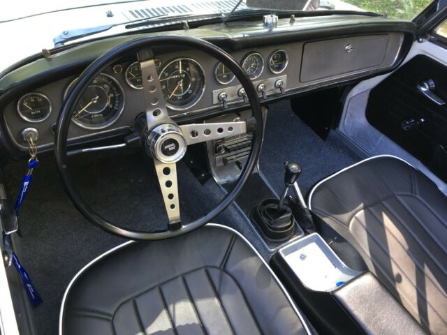 1967 Datsun 1600 Convertible - photo 4