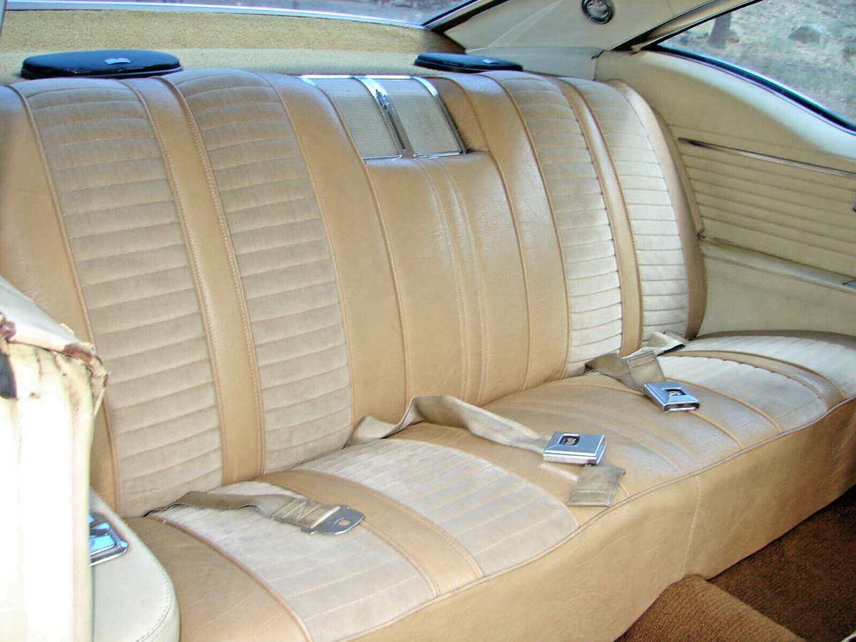 1967 Oldsmobile Custom Cruiser - photo 12