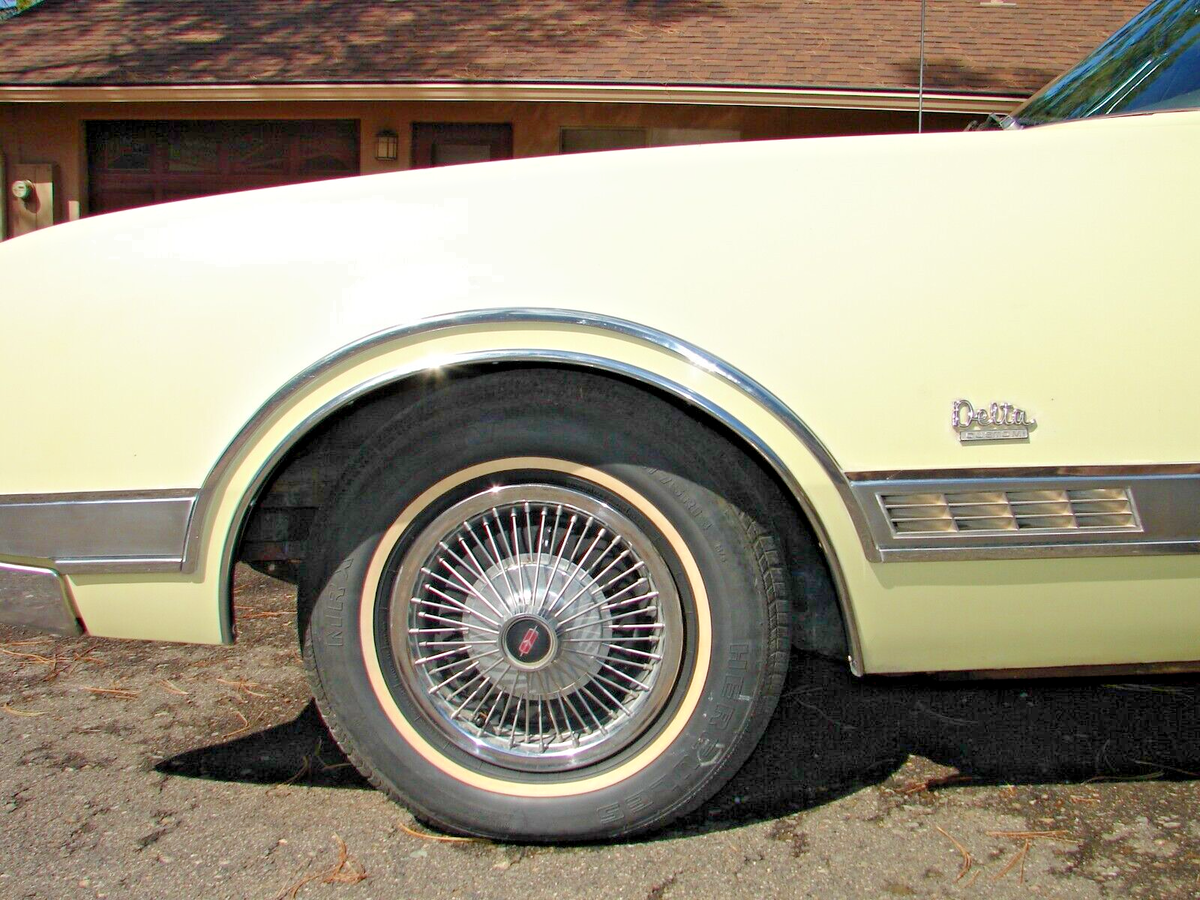 1967 Oldsmobile Custom Cruiser - photo 3