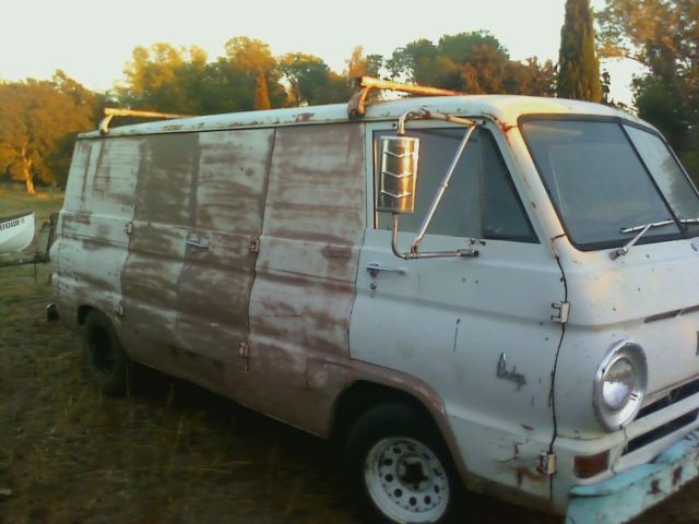 1967 Dodge Ram Van - photo 3