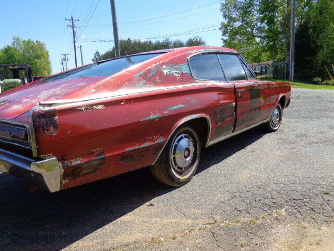 1967 Dodge Charger - photo 2