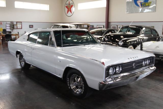 1967 Dodge Charger - photo 11