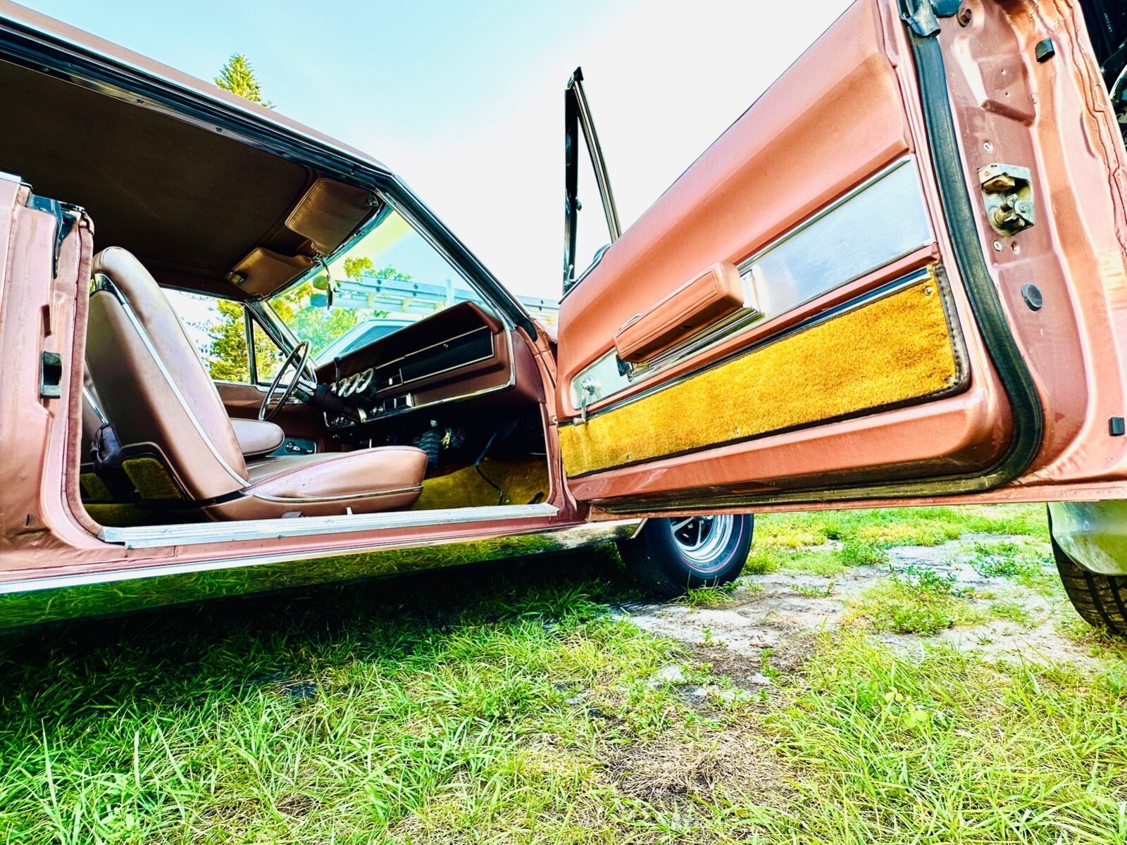 1967 Dodge Charger Rebellion Fastback 440 V8 Auto a/c Cruise 10450 Mile From new - photo 6