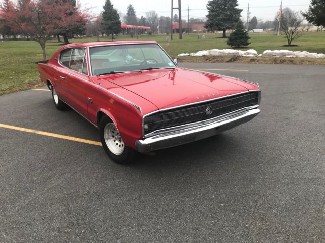 1967 Dodge Charger - photo 2