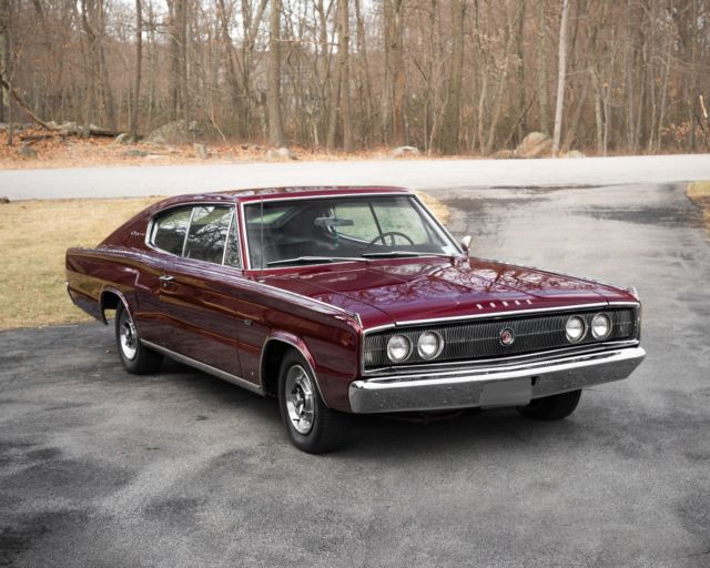 1967 Dodge Charger - photo 2