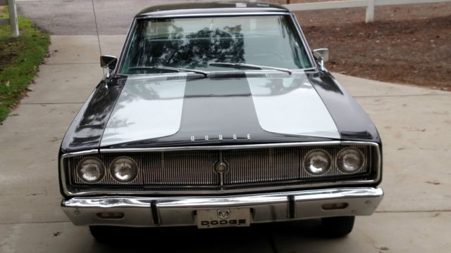 1967 Dodge Coronet - photo 2