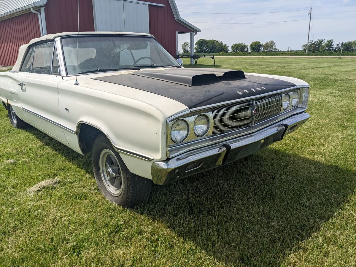 1967 Dodge Coronet - photo 2