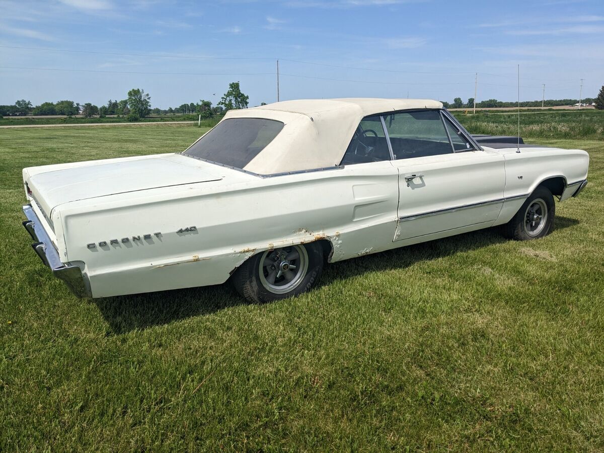 1967 Dodge Coronet - photo 3