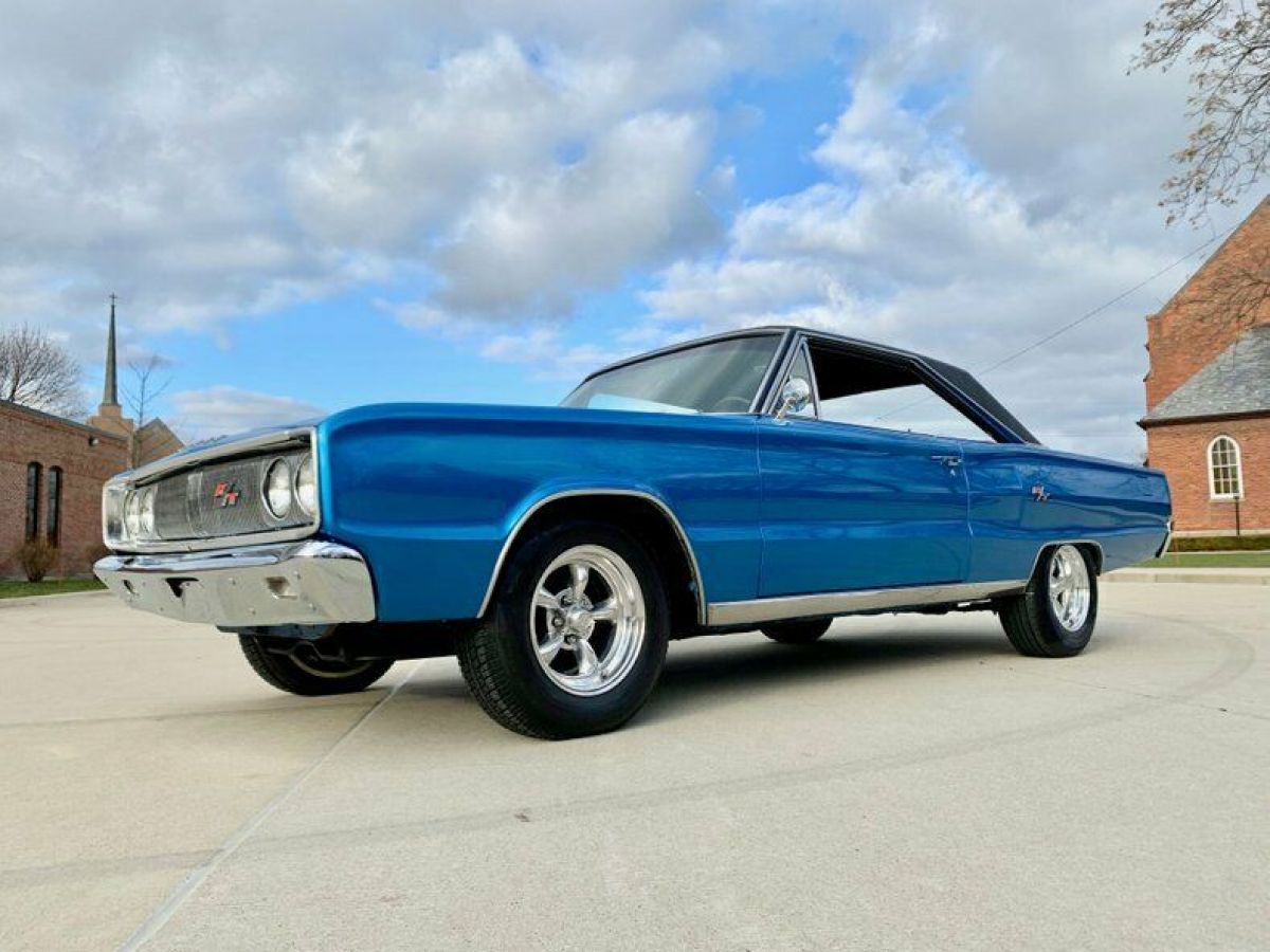 1967 Dodge Coronet - photo 3