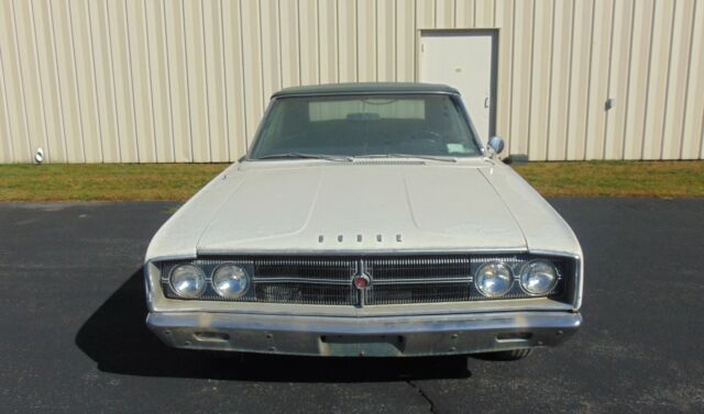 1967 Dodge Coronet - photo 2