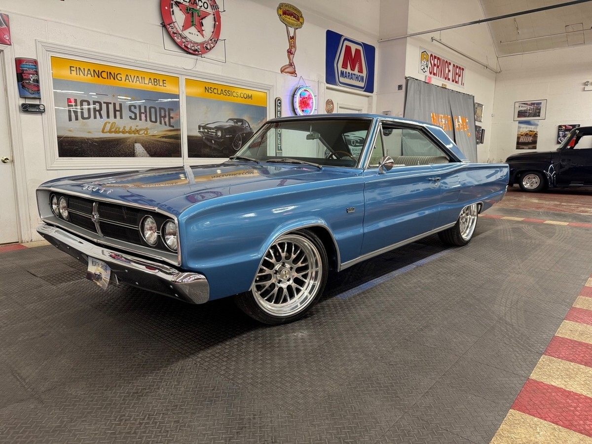 1967 Dodge Coronet - 383 V8 - AUTOMATIC TRANS -SEE VIDEO - photo 2